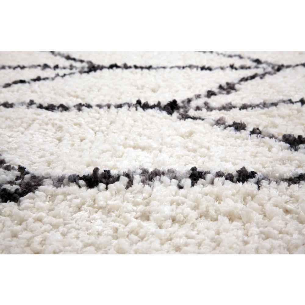 Oasis Cosima White and Dark Gray Polyester Area Rug, 5'3 x 7'6". Picture 5