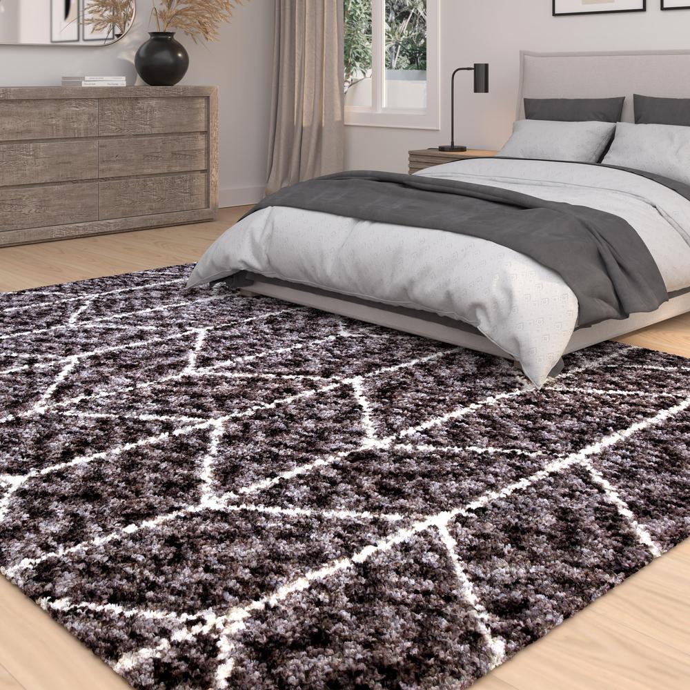 Oasis Cosima Dark Gray and White Polyester Area Rug, 5'3 x 7'6". Picture 3