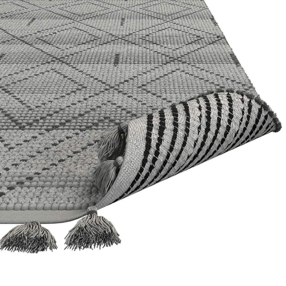 Vail Dowlan Gray and Charcoal - Wool and Cotton Area Rug with Tassels, 5' x 8'. Picture 4