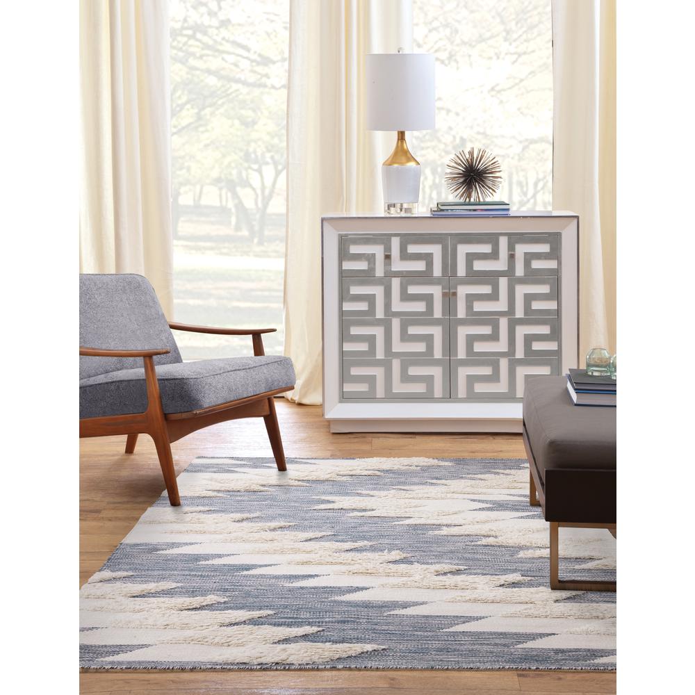 Chloe Nico Ivory and Blue Wool Blend Handwoven High-Low Area Rug, 5' x 8'. Picture 2