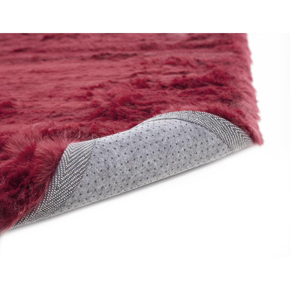 Mink Ruby Faux Fur Area Rug, 5' x 8'. Picture 3
