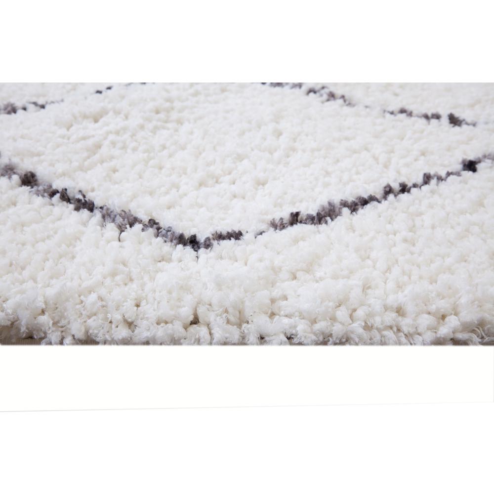 Oasis Waves White and Dark Gray Polyester Area Rug, 5'3 x 7'6". Picture 7
