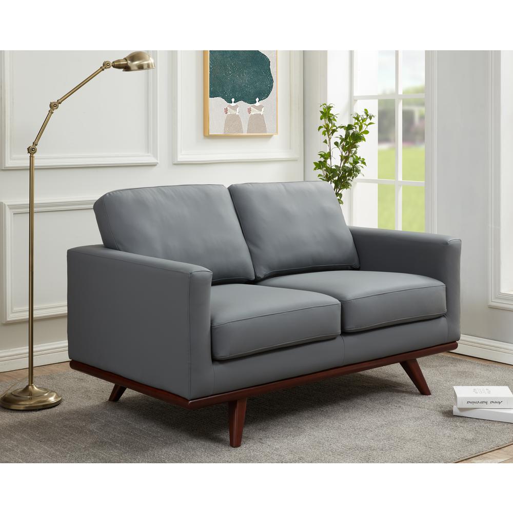 LeisureMod Chester Modern Leather Loveseat With Birch Wood Base, Grey. Picture 2