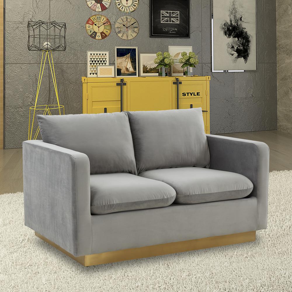 LeisureMod Nervo Modern Mid-Century Upholstered Velvet Loveseat with Gold Frame, Light Grey. Picture 6