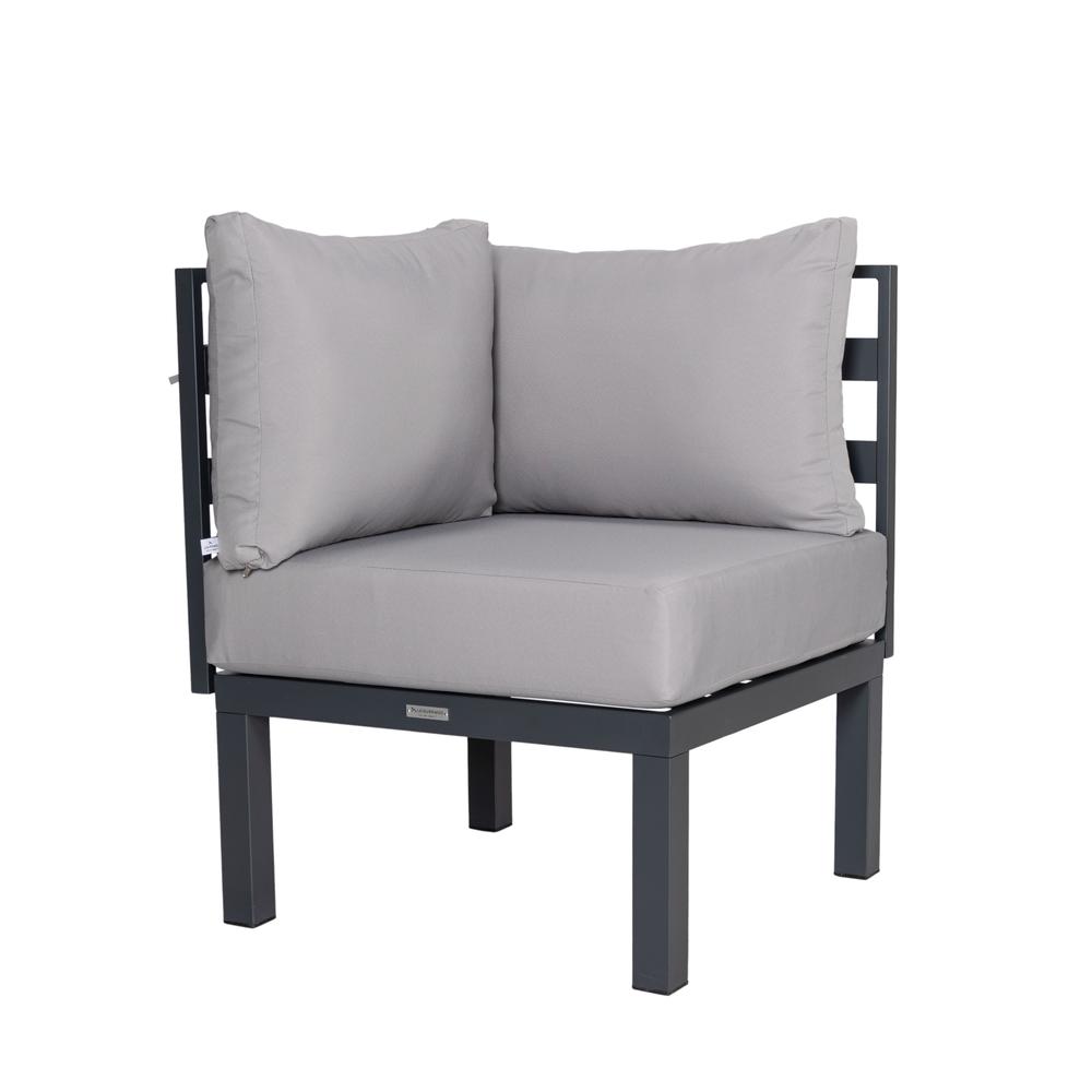 LeisureMod Chelsea 6-Piece Patio Sectional Black Aluminum With Cushions in Light Grey. Picture 24