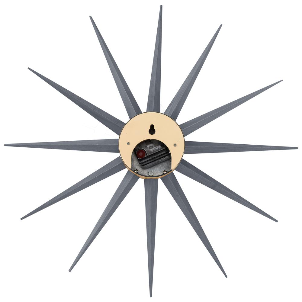LeisureMod Maxi Modern Design Colorful Star Silent Non-Ticking Wall Clock MCL18DGR. Picture 4