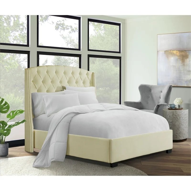 Picket House Furnishings Sutter King Platform Upholstered Bed in Cream. Picture 8