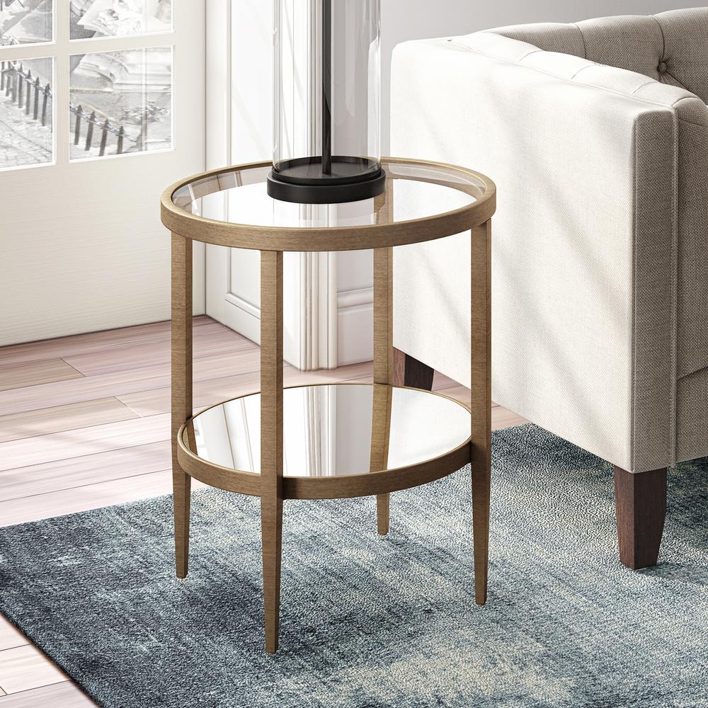 Hera 19.63'' Wide Round Side Table in Antique Brass. Picture 3