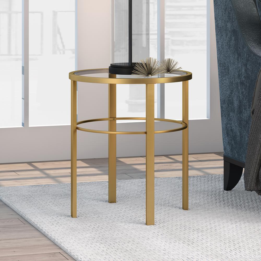 Gaia 20'' Wide Round Side Table in Brass. Picture 2