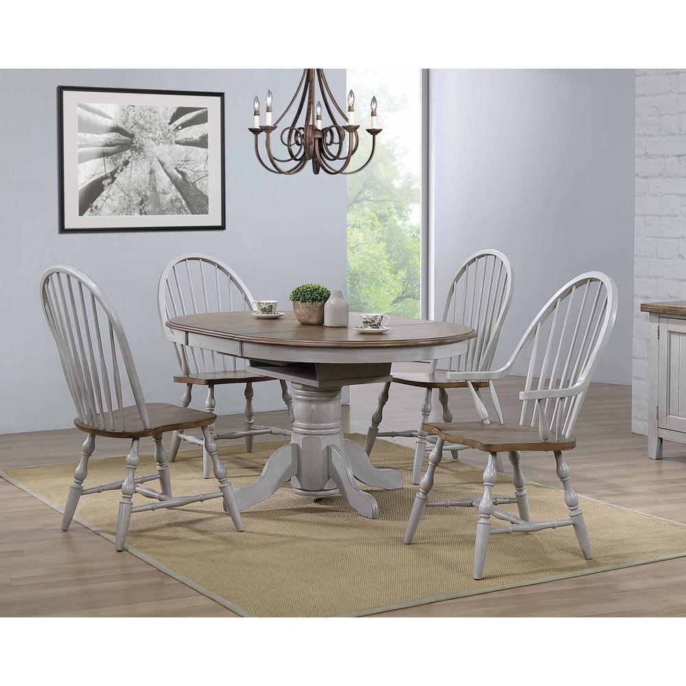 Country Grove 42" Round to 60" Oval Extendable Dining Table Set. Picture 1
