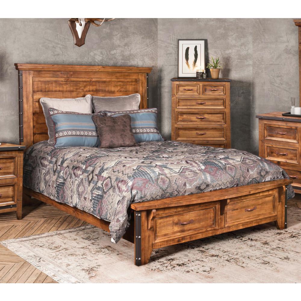 Rustic City King Bed. Picture 2