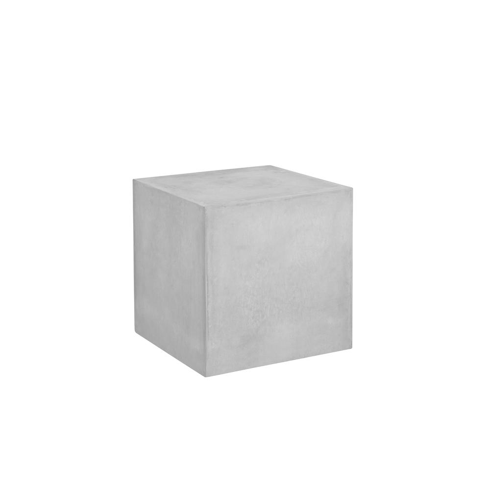 Bev Large  Side Table in Light Gray Concrete. Picture 1