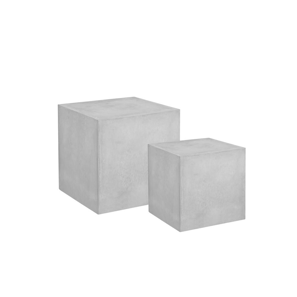 Bev Large  Side Table in Light Gray Concrete. Picture 4
