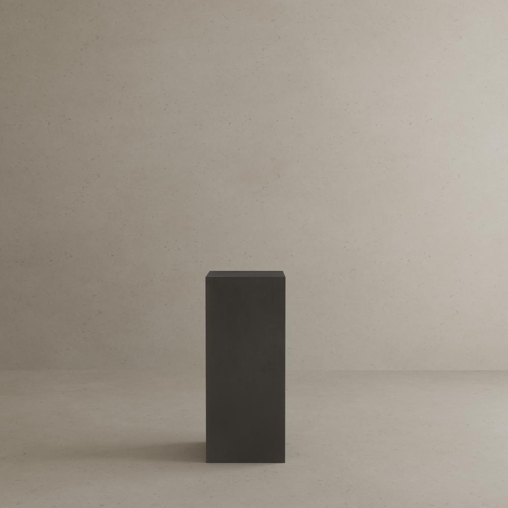 Sonny Square Pedestal Medium in Black Concrete. Picture 5