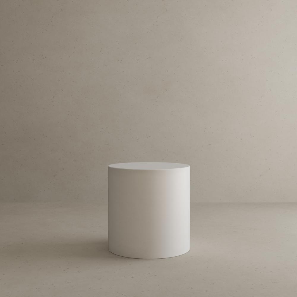 Thurman Side Table in Ivory Concrete. Picture 4