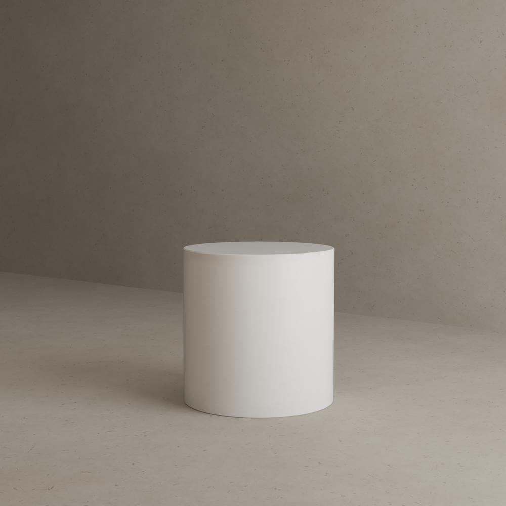 Thurman Side Table in Ivory Concrete. Picture 5
