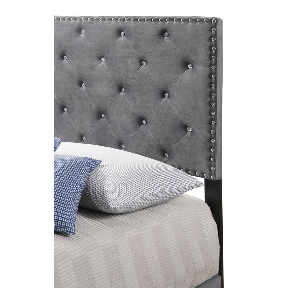 Suffolk Gray Tufted Velvet Upholstered King Panel Bed. Picture 4