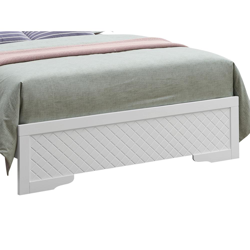 Verona Silver Champagne King Panel Beds. Picture 5
