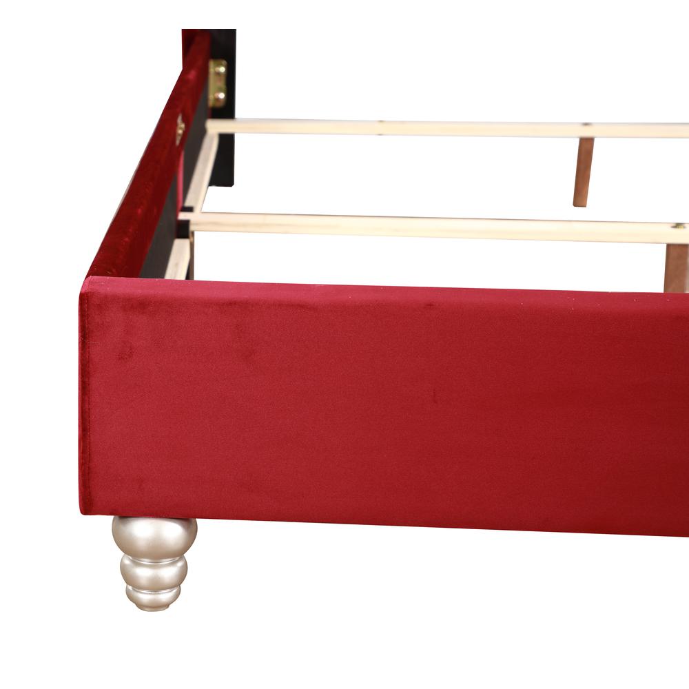 Joy Cherry Queen Upholstered Panel Bed. Picture 3