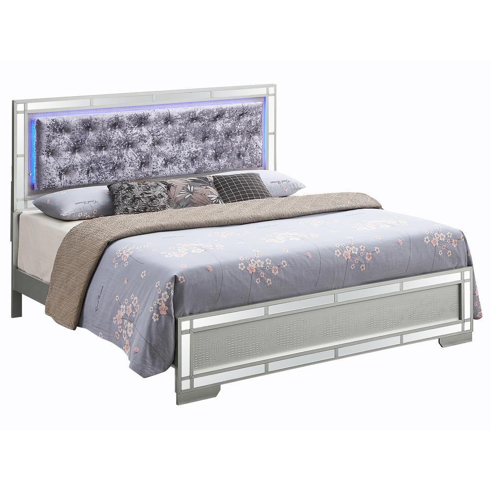 Madison Silver Champagne Queen Panel Beds. Picture 2