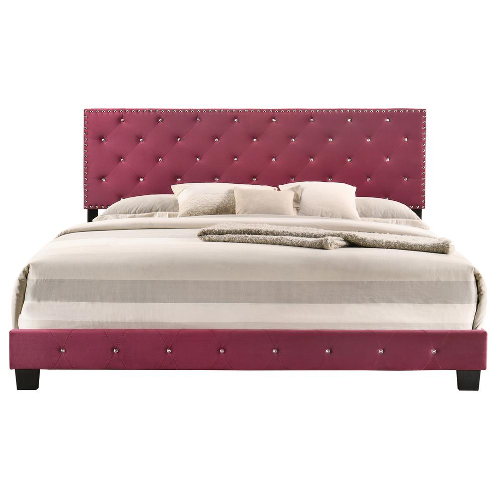 Suffolk Cherry Tufted Velvet Upholstered King Panel Bed. Picture 2