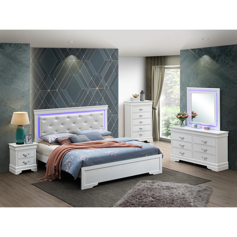 Lorana Silver Champagne Full Panel Beds, PF-G6590C-FB3. Picture 5