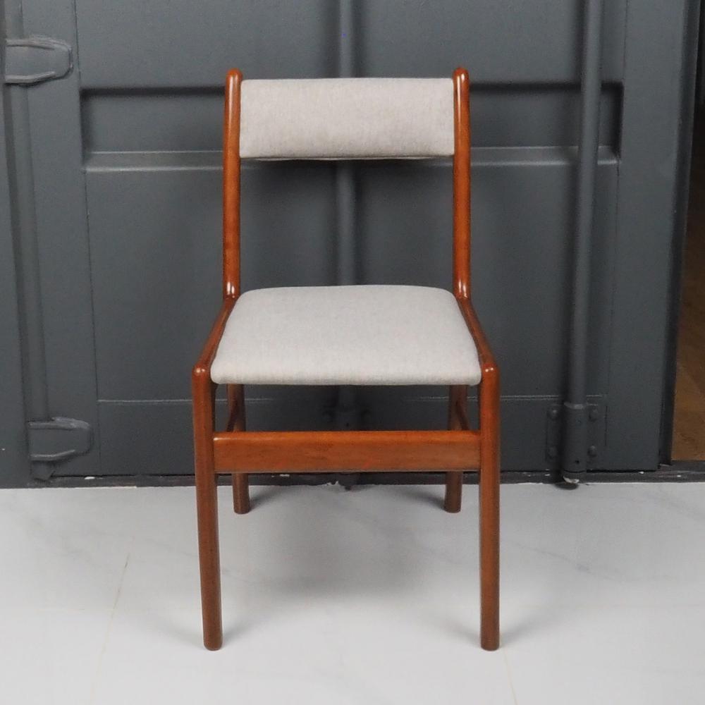 Cara Grey Rubber Wood Fabric Dining Chair with Brown Leg (Set of 2). Picture 4