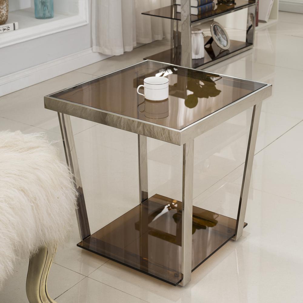 Carraway End Table. Picture 4