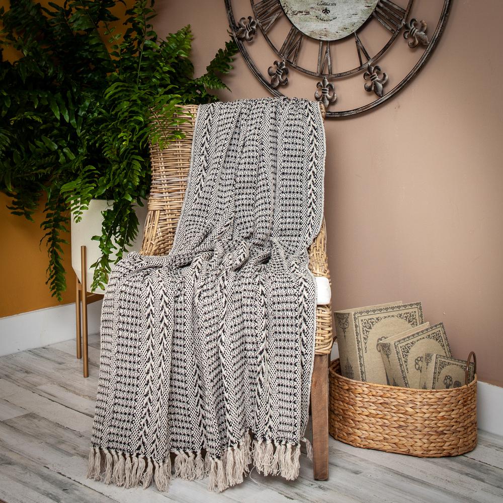 Parkland Collection Lily Transitional Gray 52" x 67" WOVEN HANDLOOM Throw. Picture 2