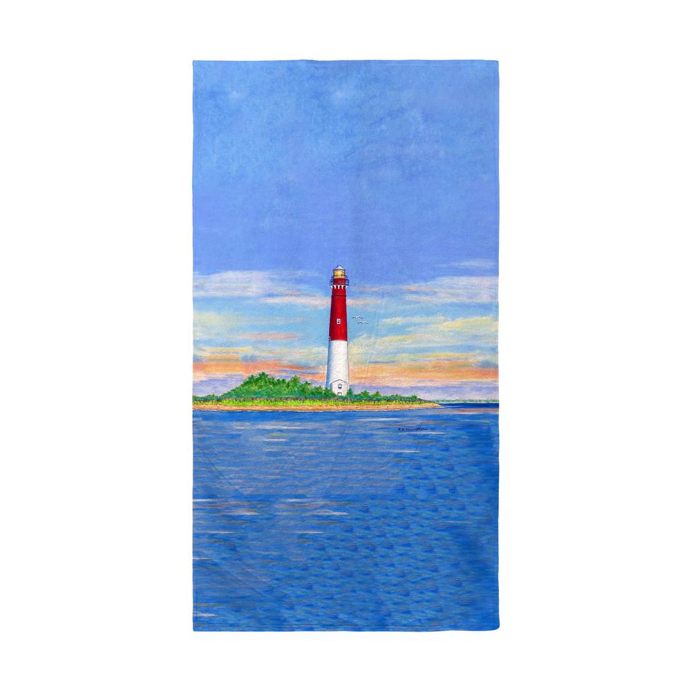 Barnegat Lighthouse Beach Towel. Picture 1