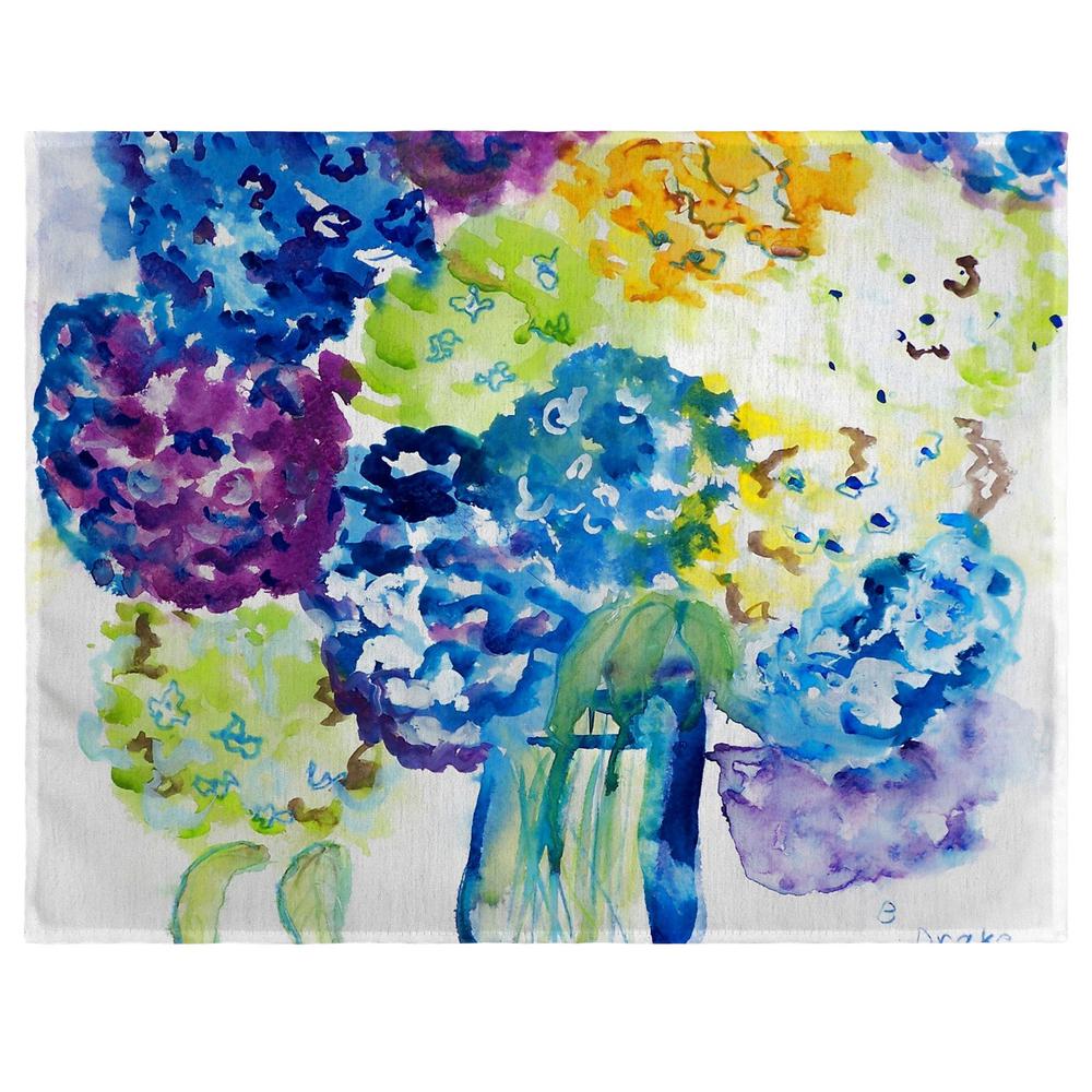 Betsy's Hydrangea Place Mat Set of 4. The main picture.