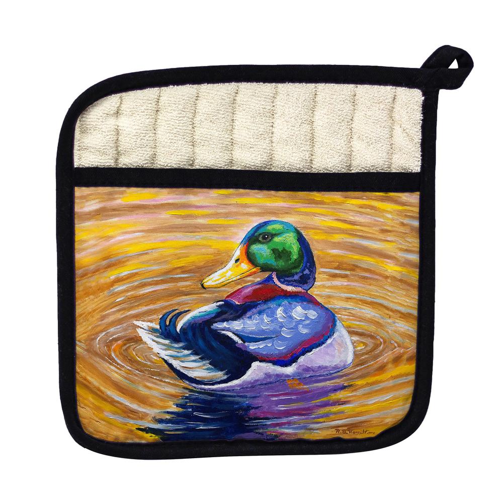 Duck Looking Pot Holder. Picture 1
