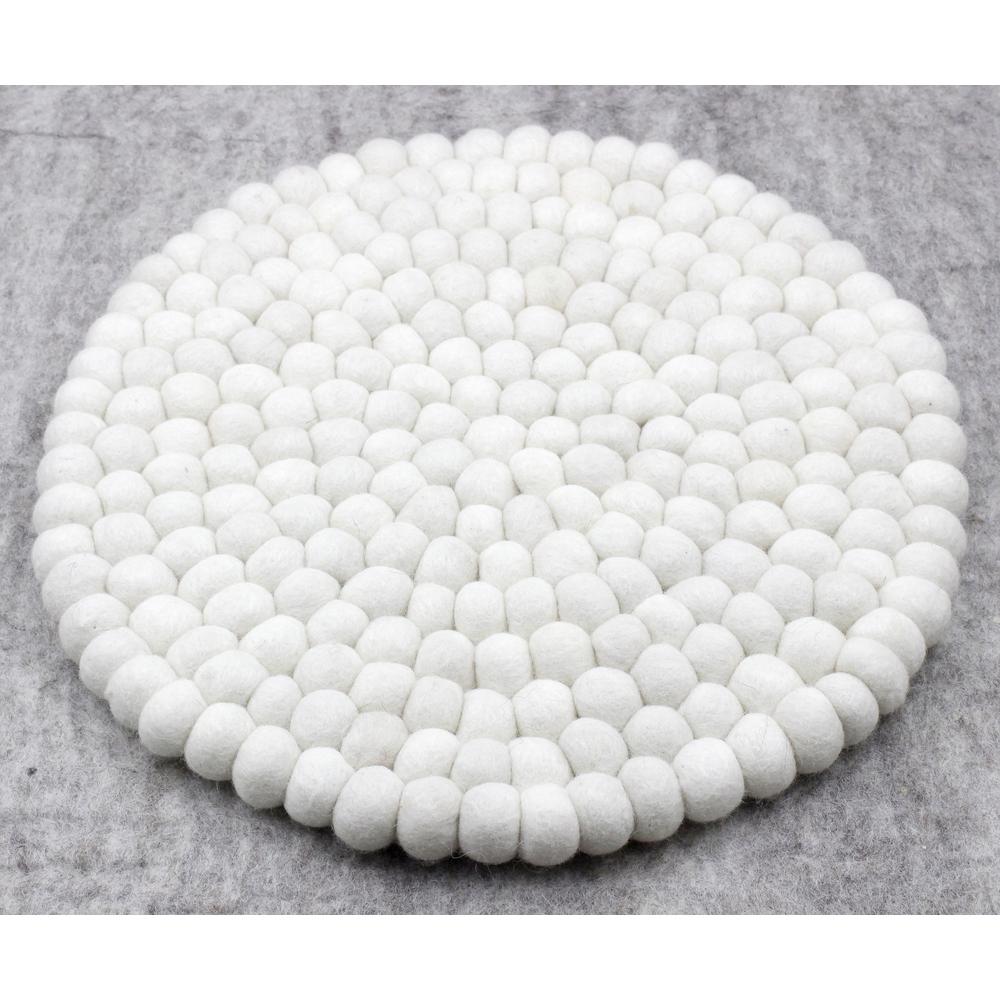 Wool Pom Chairpad/Trivet  Dia 13.50” -St - White. Picture 1