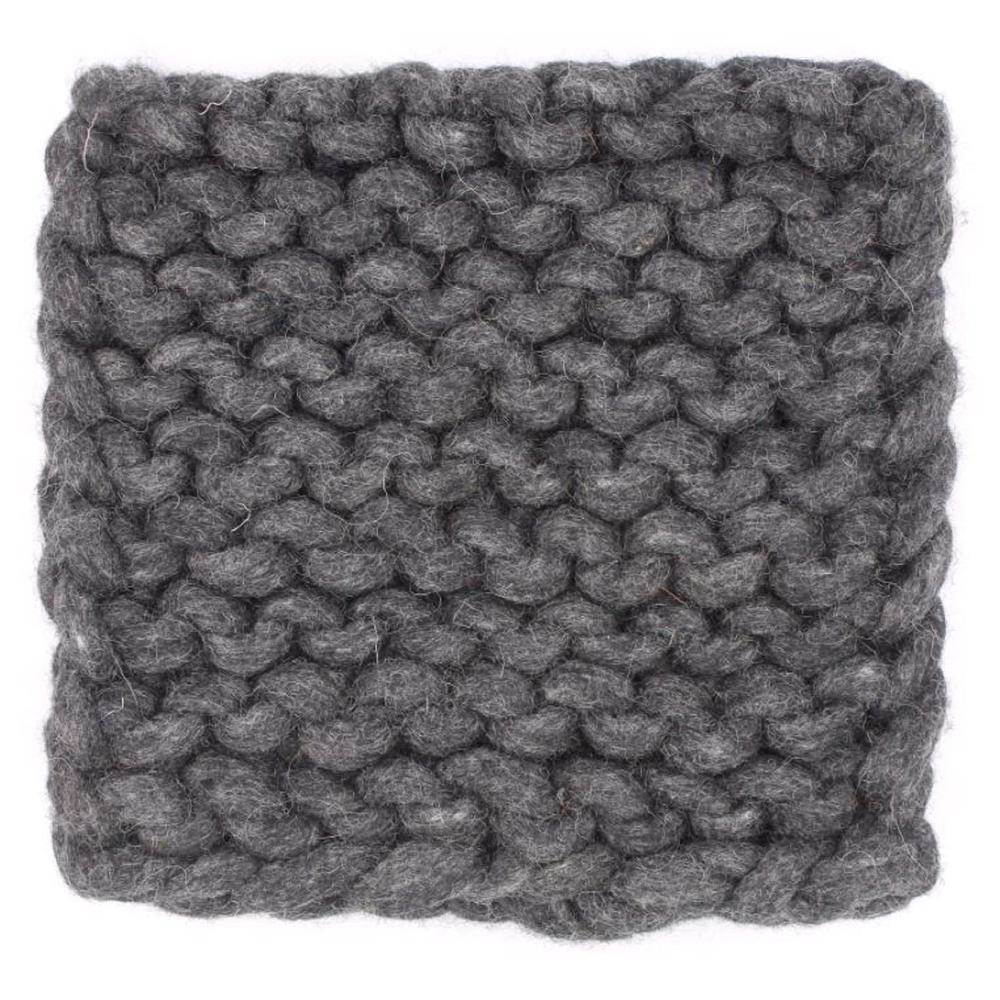 Chain Knitted Trivet Charocal 8X8 Wool -St - Charcoal. Picture 1
