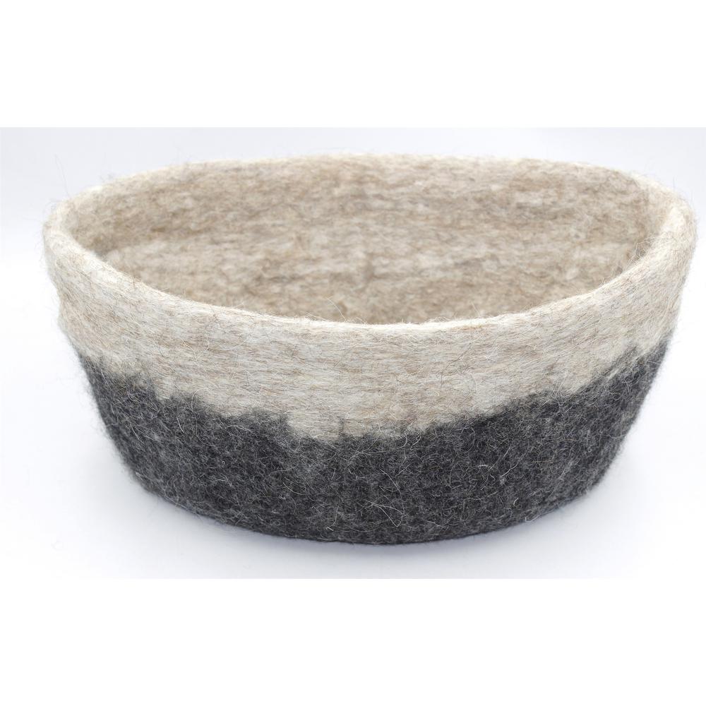 Sm Oval Basket Dia 11.71" Wool. Picture 1