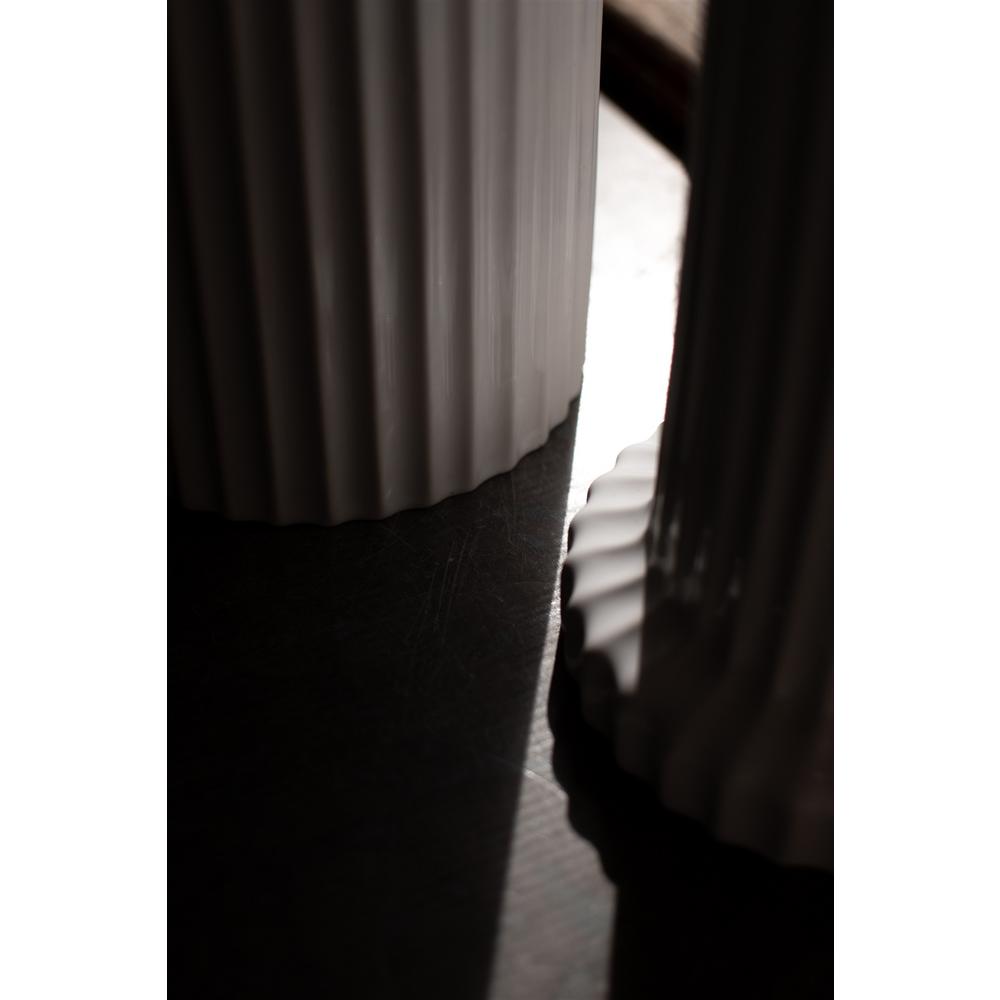 Lg. Stripe Pot Shiny White - Shiny White. Picture 2