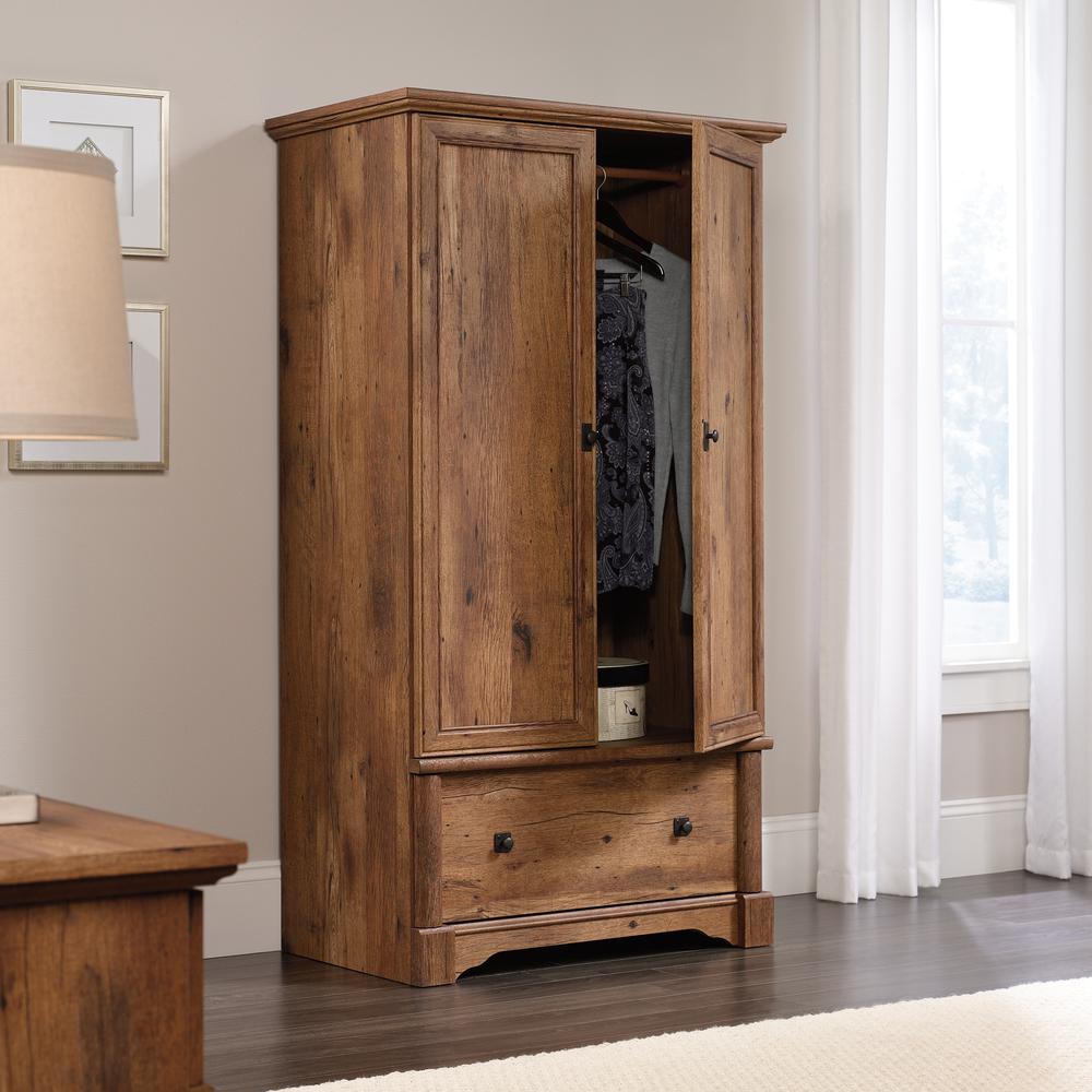 Palladia Armoire Vo. Picture 11