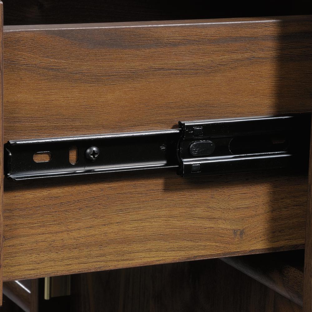 CLIFFORD PLACE CREDENZA, WALNUT. Picture 13
