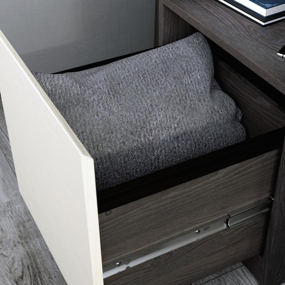 Hudson Court - Nightstand 3A. Picture 5