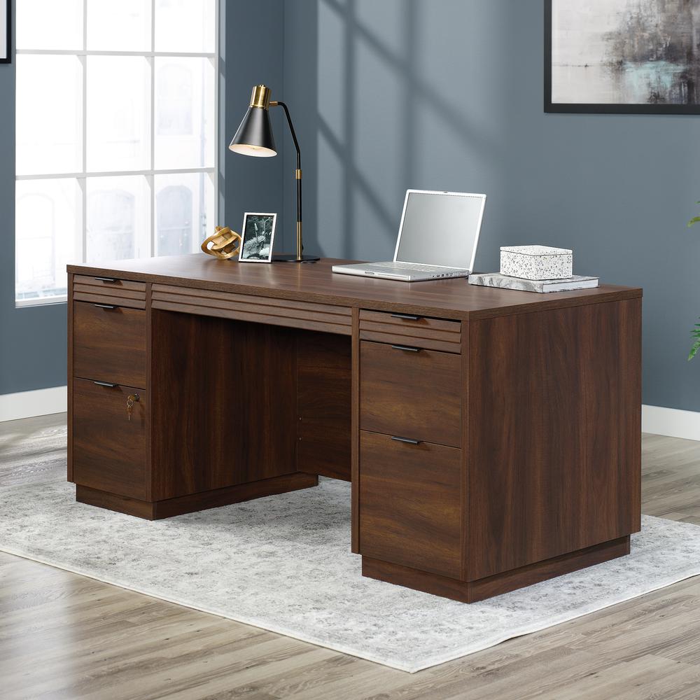 Englewood Executive Desk Spiced Mahogany. Picture 3