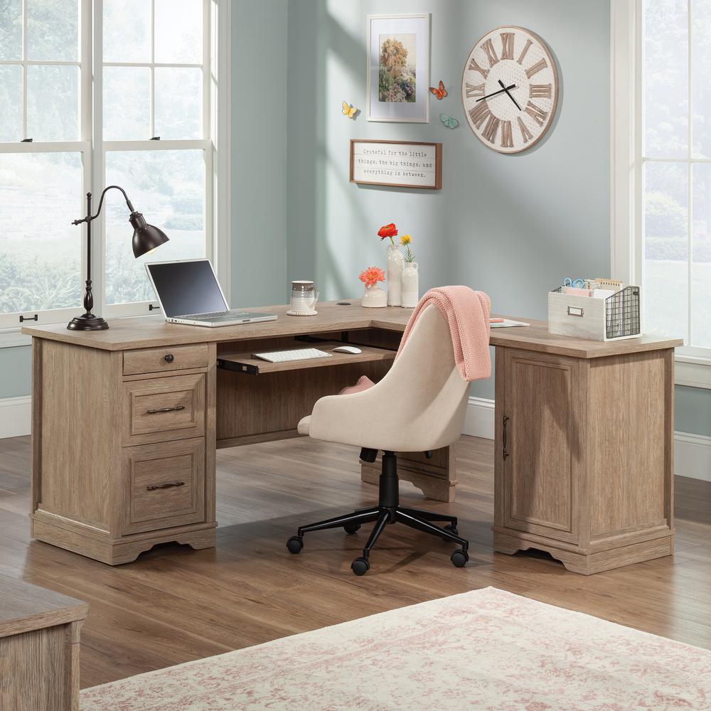 ROLLINGWOOD COUNTRY 66" L-DESK A2. Picture 5