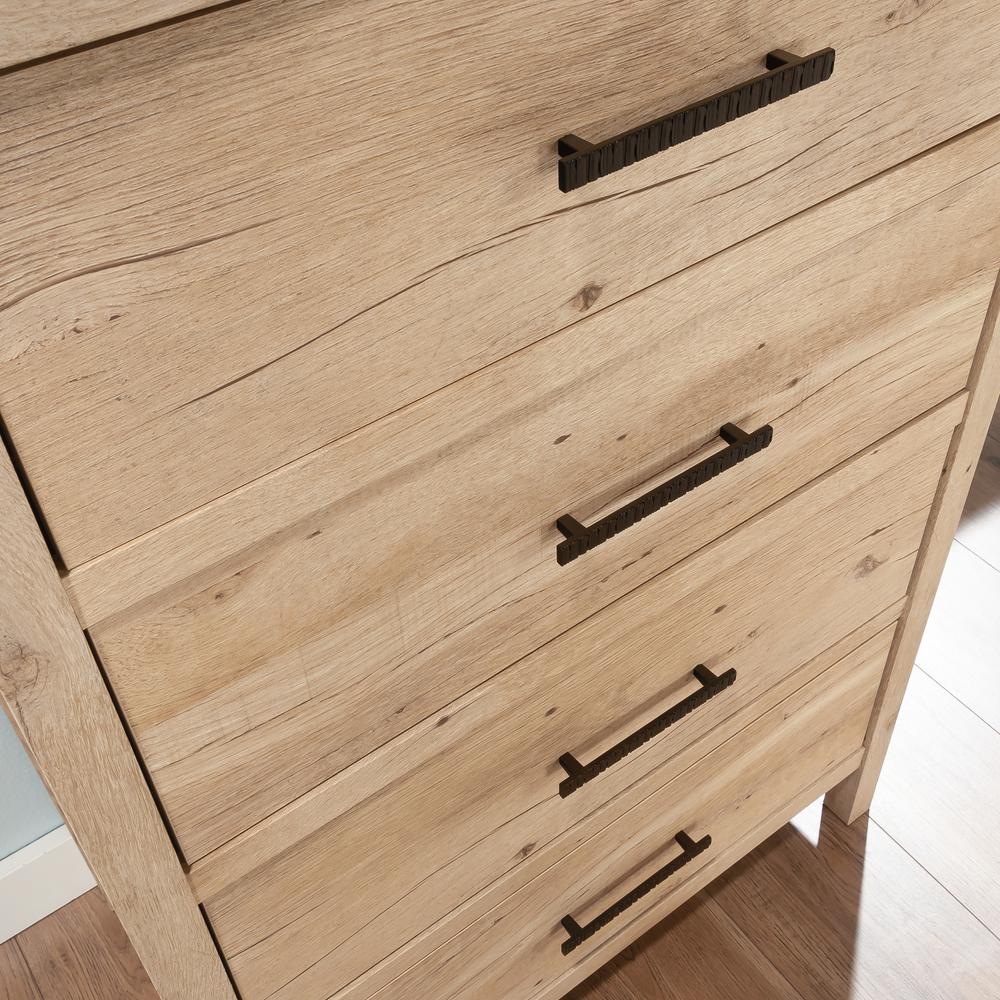 Pacific View 4 Drawer Chest Prime Oak. Picture 5