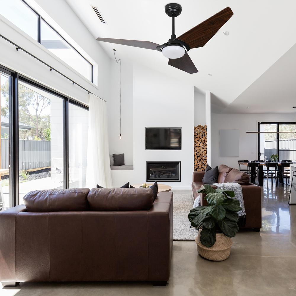 Kaj 56-inch Indoor/Outdoor Smart Ceiling Fan, Black Finish. Picture 3