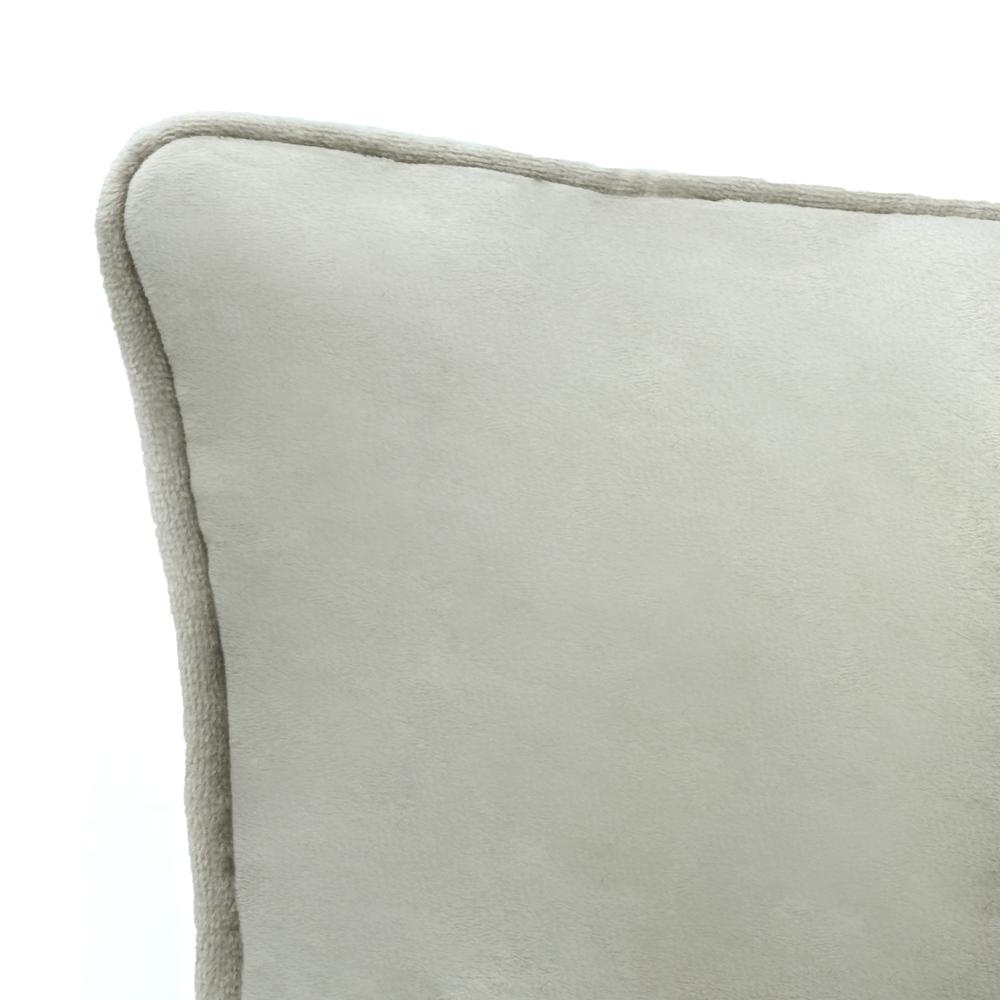 Seren Velvet Decorative Pillow 20 x 20 in Oyster. Picture 4