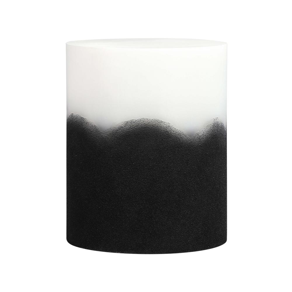 Black and White Side Table, Belen Kox. Picture 1