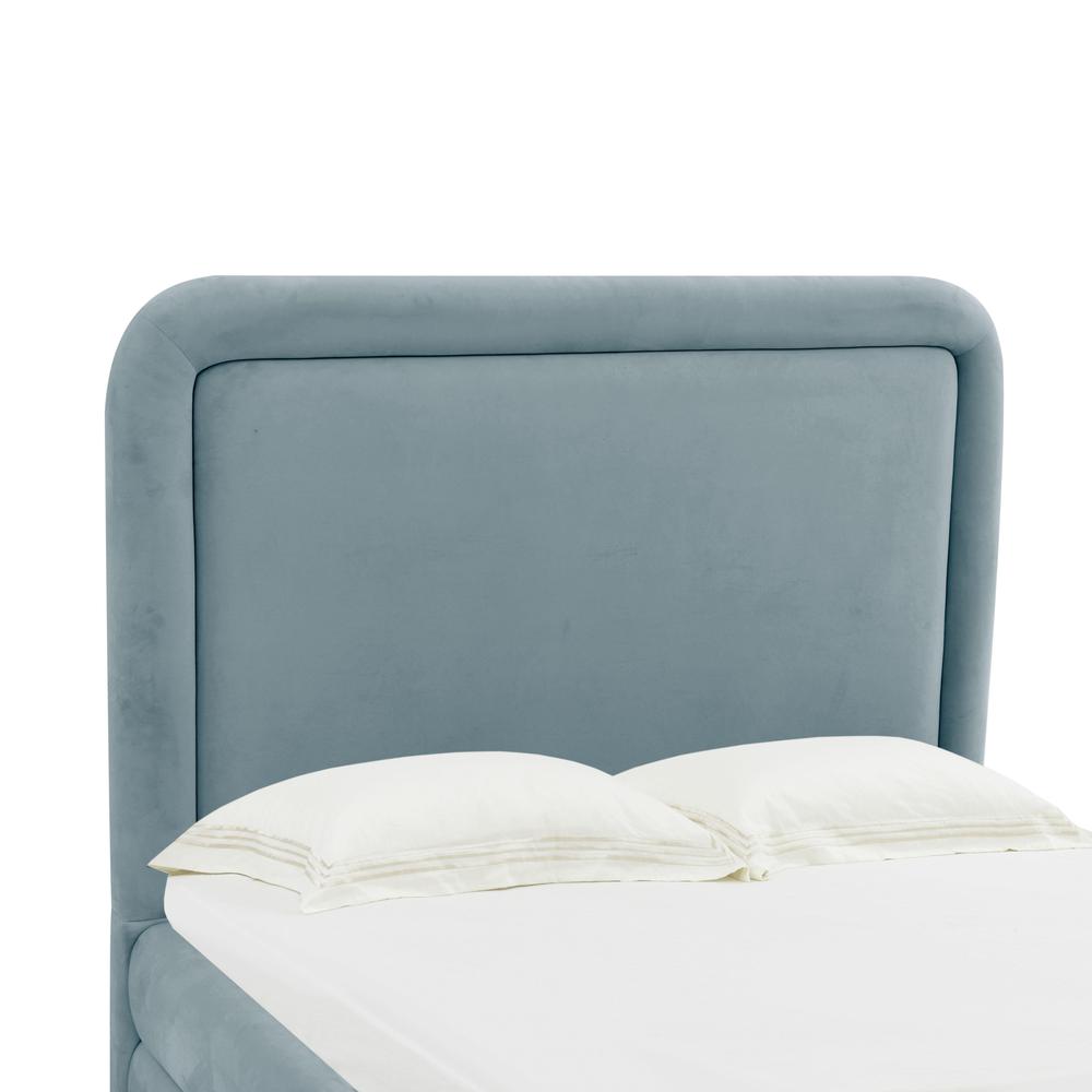 Briella Bluestone Velvet Bed in Queen. Picture 4