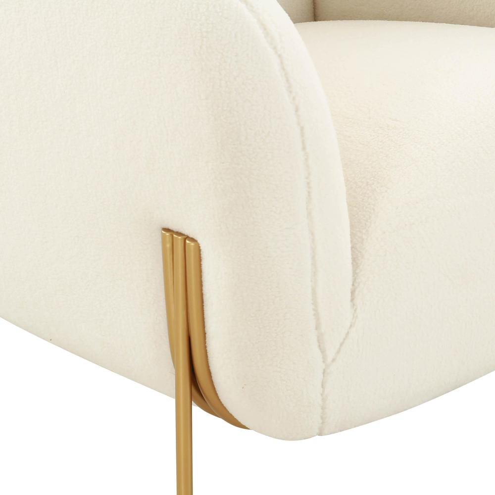 Kandra Cream Shearling Accent Chair. Picture 4