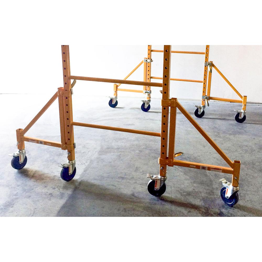 18 inch Scaffolding Outriggers with Casters - 4 Piece Set. Picture 2