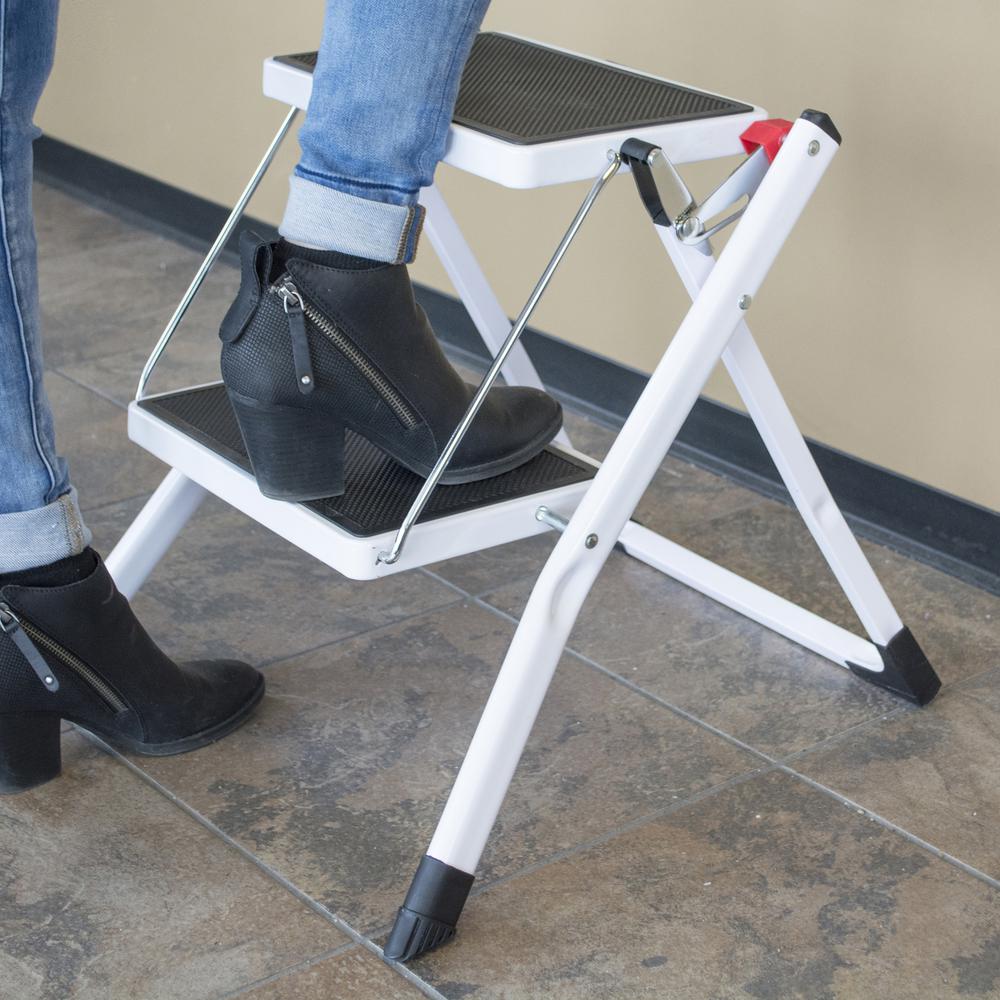 Two Step Mini Step Ladder. Picture 4