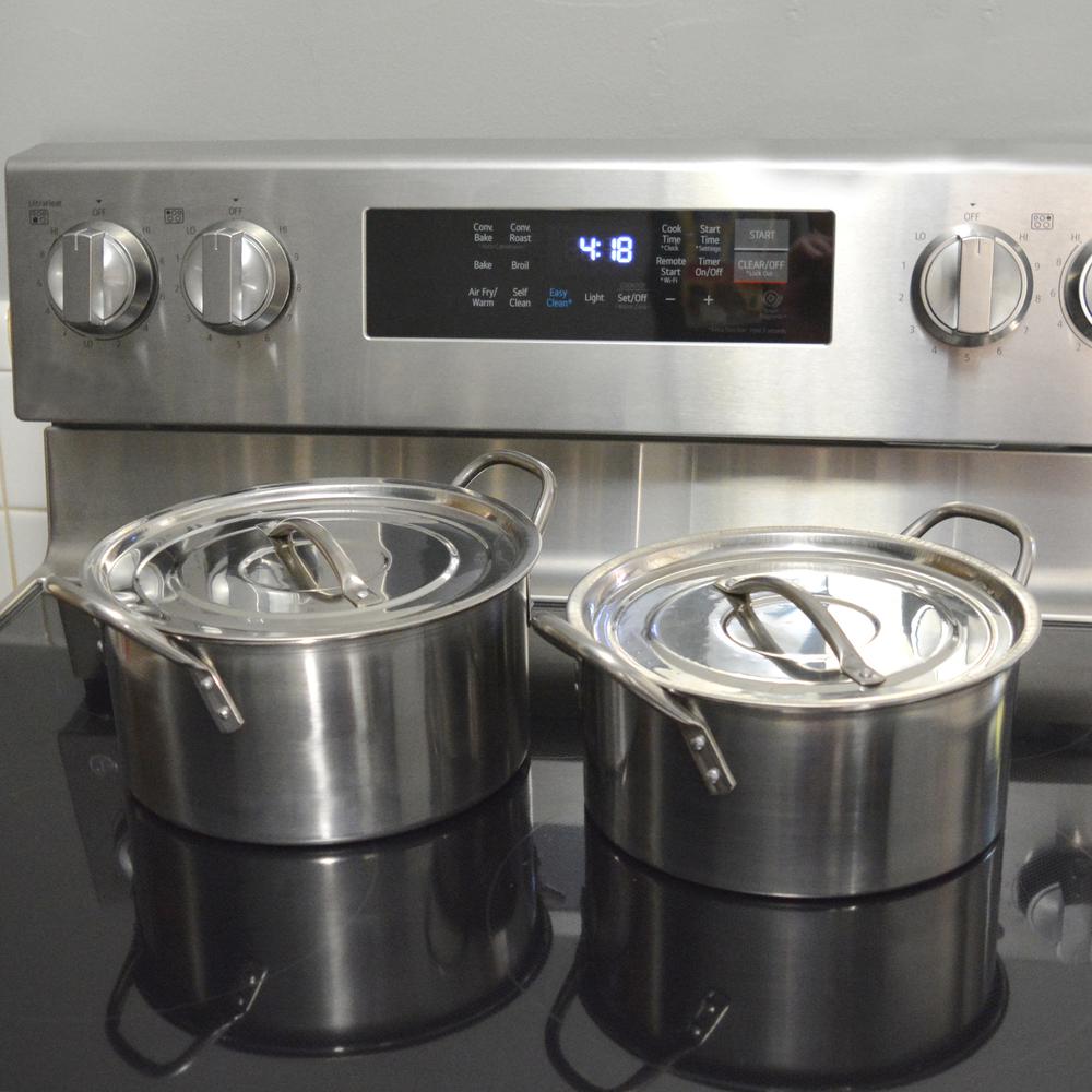 8 Piece Stainless Steel Stock Pot Set. Picture 3